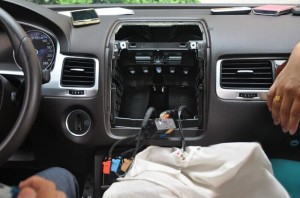 2011-2014 VW TOUAREG radio step 6