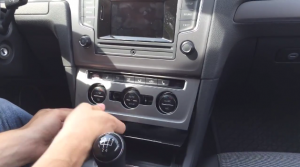 2013 VW Golf 7 radio installation step 1