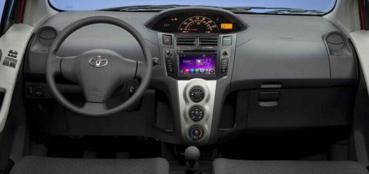 2005-2011 Toyota YARIS Radio after installation